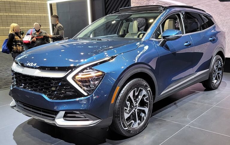 كيا سبورتاج “الهايبرد” على رأس القائمة…تعرف على أفضل سيارات “إس.يو.في” توفيرا للوقود