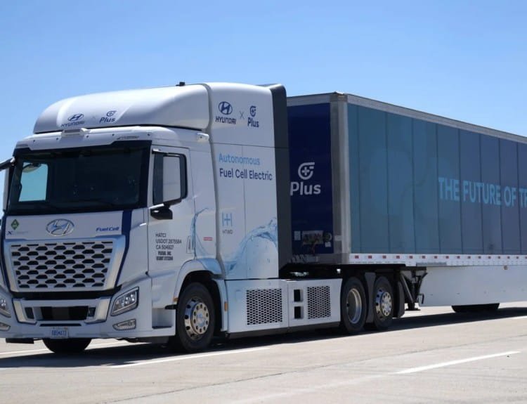 Hyundai First Level 4 Autonomous Fuel Cell Electric Truck