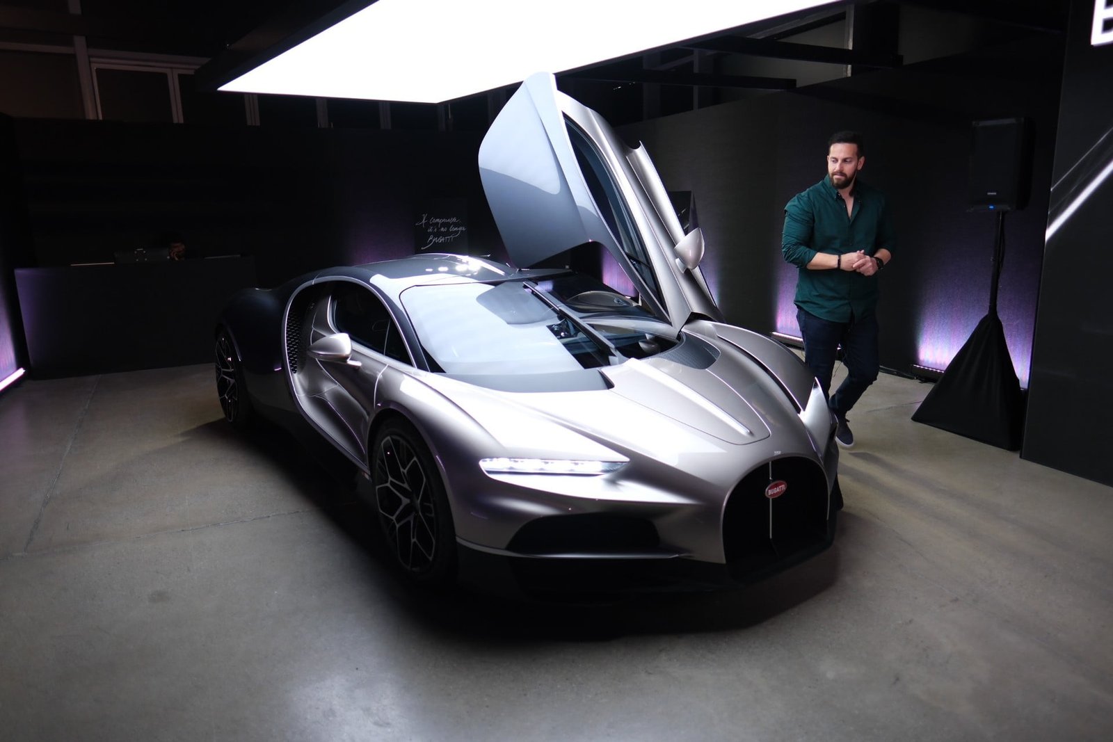 بوغاتي توربيون 250 نسخة، وبسعر يبدأ من 3.8 مليون يورو