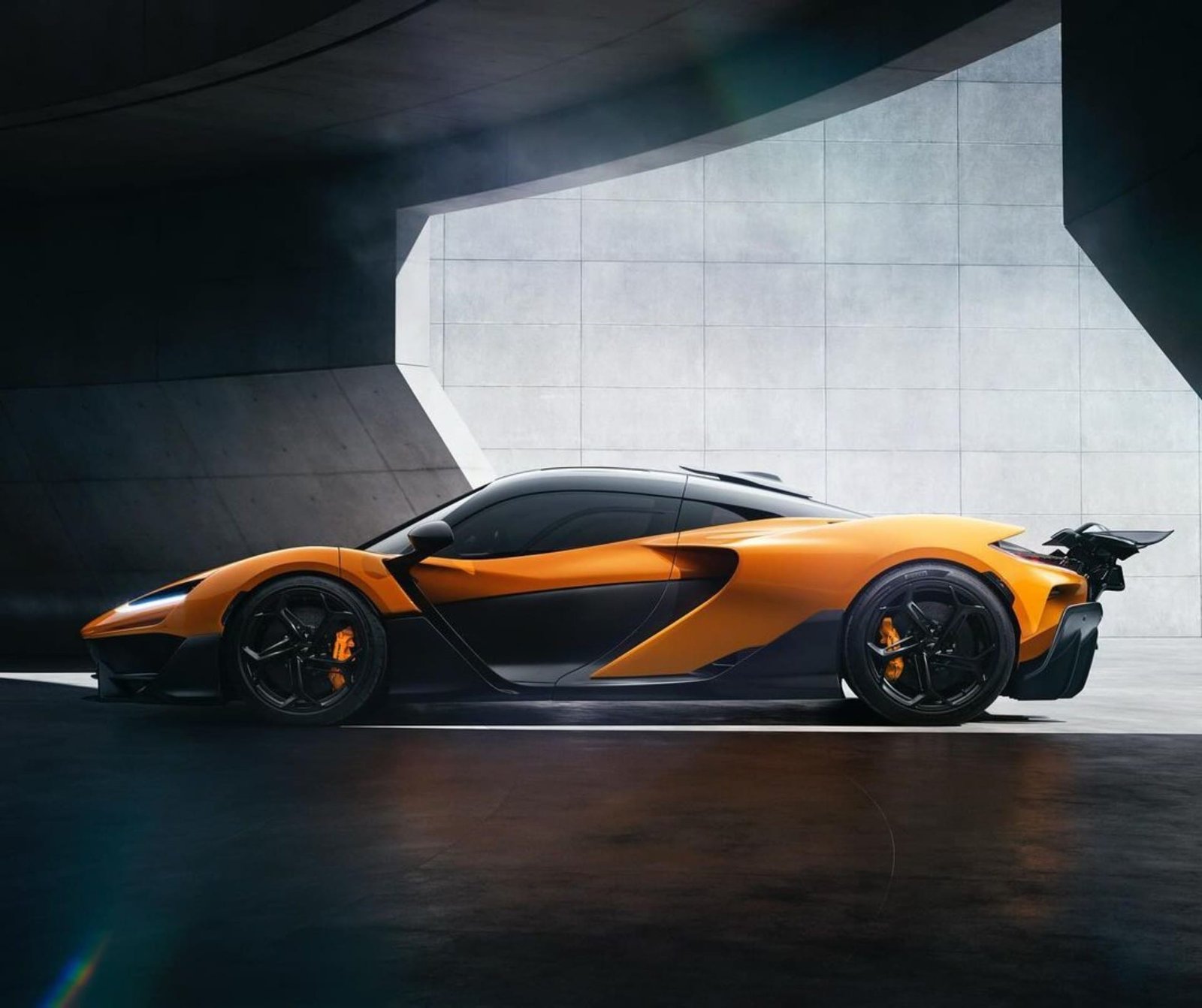 ماكلارين W1