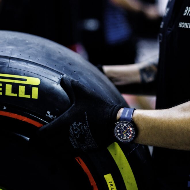 TAG Heuer تحتفل بـ 20 عامًا مع Red Bull