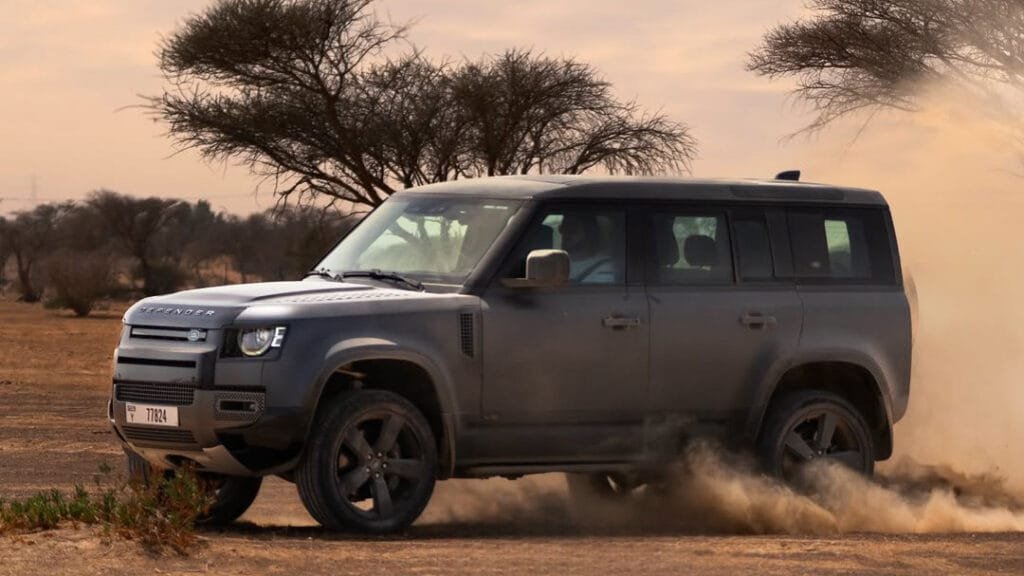 Jetour T2 vs Defender: A Detailed Comparison