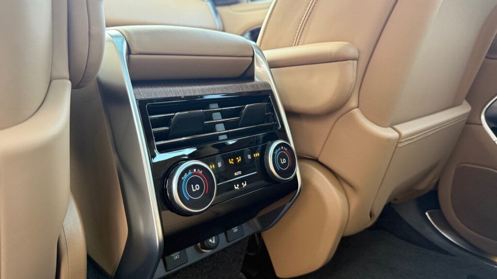 Range Rover Sport Plug-in Hybrid interior