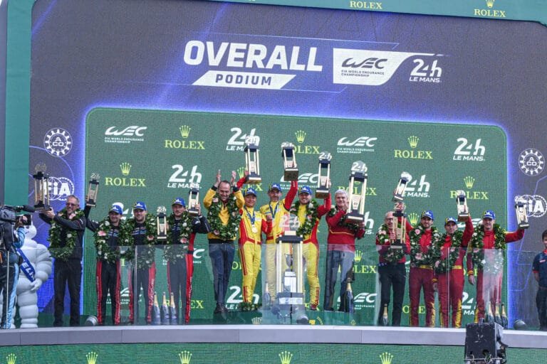 فيراري تفوز مجددًا