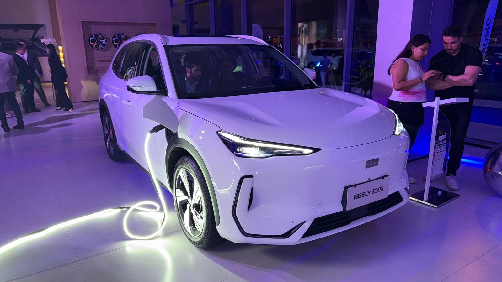 Geely Opens Landmark Showroom in Dubai