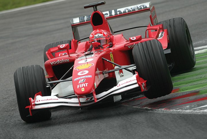 فيراري F2004: الرعب الأحمر
