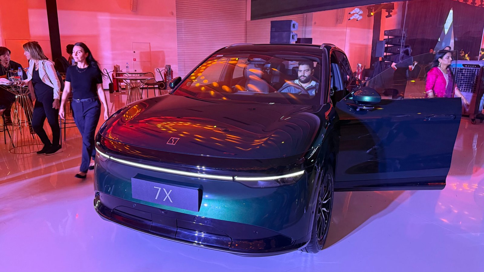 Zeekr 7X Launches in Dubai