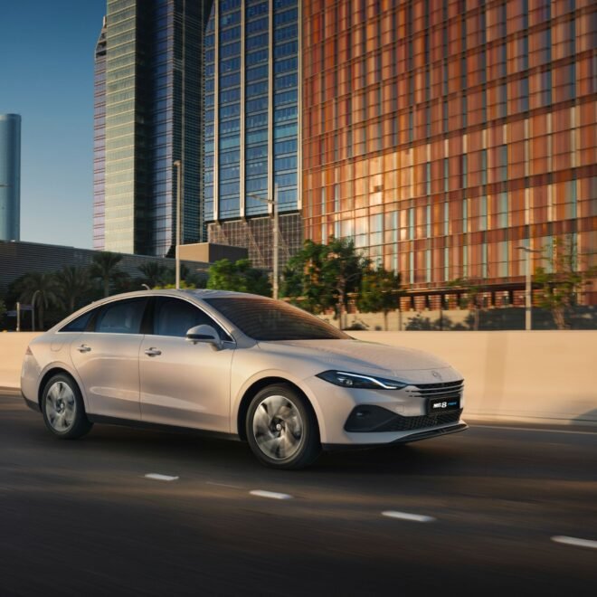 إم جي موتور تكشف عن MG 8 PHEV الجديدة كلياً