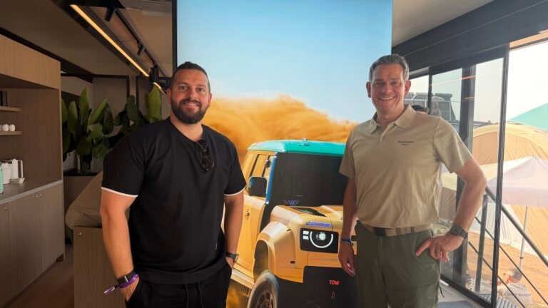 فهد أبو صلاح في حوار مع مارك كاميرون المدير التنفيذي لعلامة ديفندر