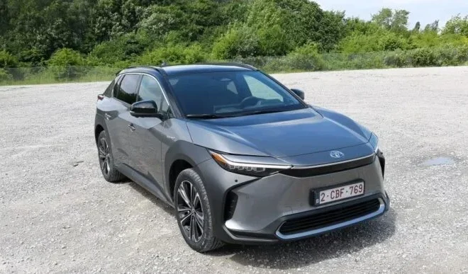 هل لا تزال تويوتا ملكة صانعي السيارات؟