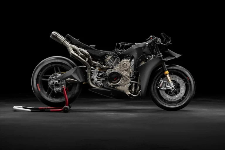 Ducati Superleggera V4 Centenario