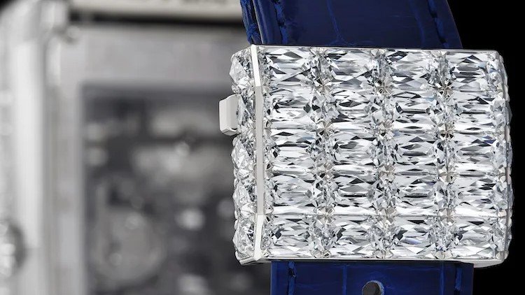 Jacob & Co Angel Cut
