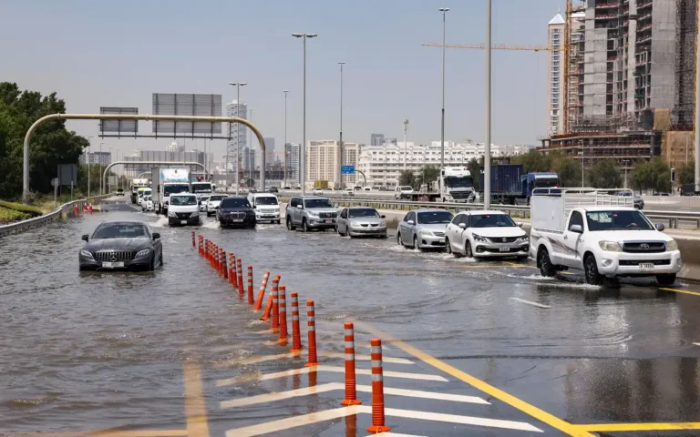 شبكة تصريف مياه الأمطار في القوز