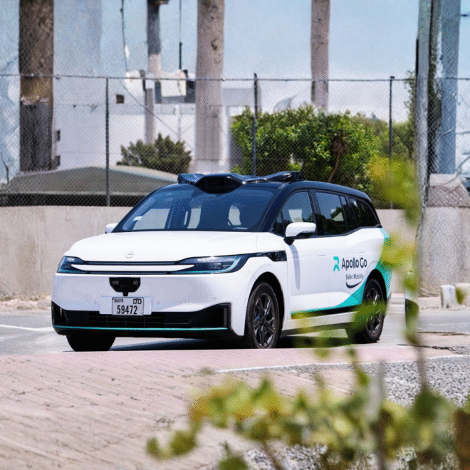 تاكسي ذاتي القيادة في دبي يبدأ التشغيل