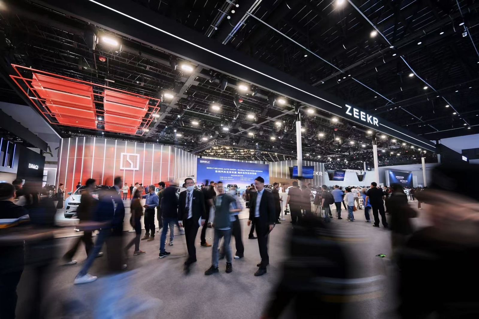 زيكر في معرض بكين 2026