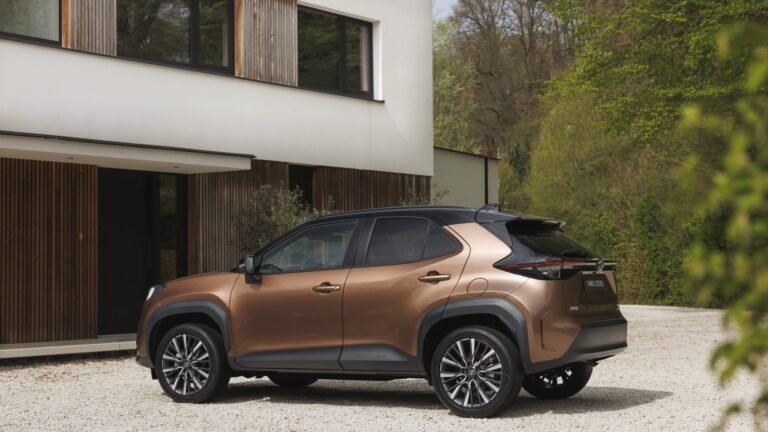 تويوتا ياريس كروس 2026