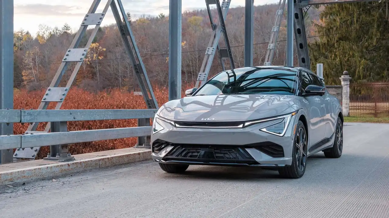 top 5 fastest charging electric cars

