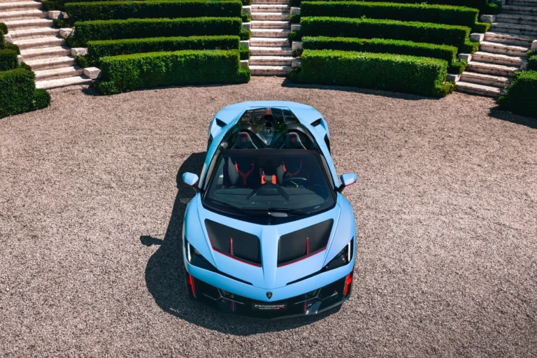 Lamborghini Fenomeno Roadster 2026