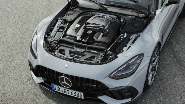 AMG V8 Engine 