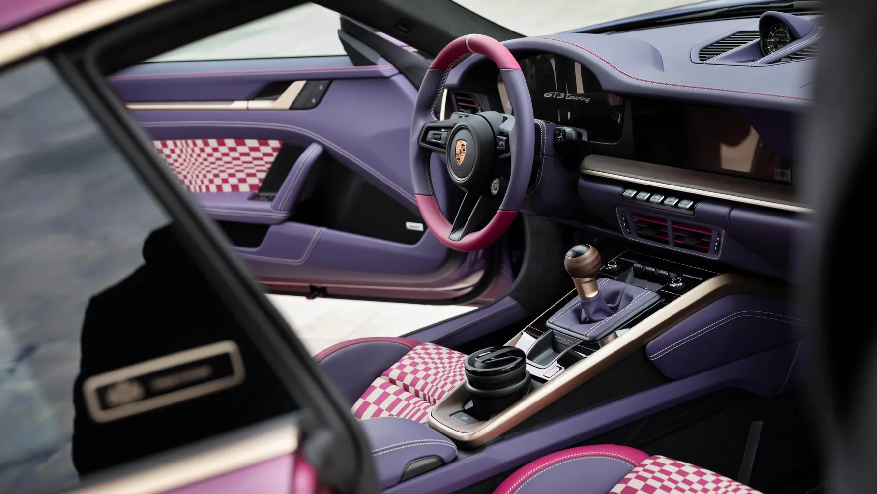 بورشه 911 GT3 توورينغ مولدوفا
