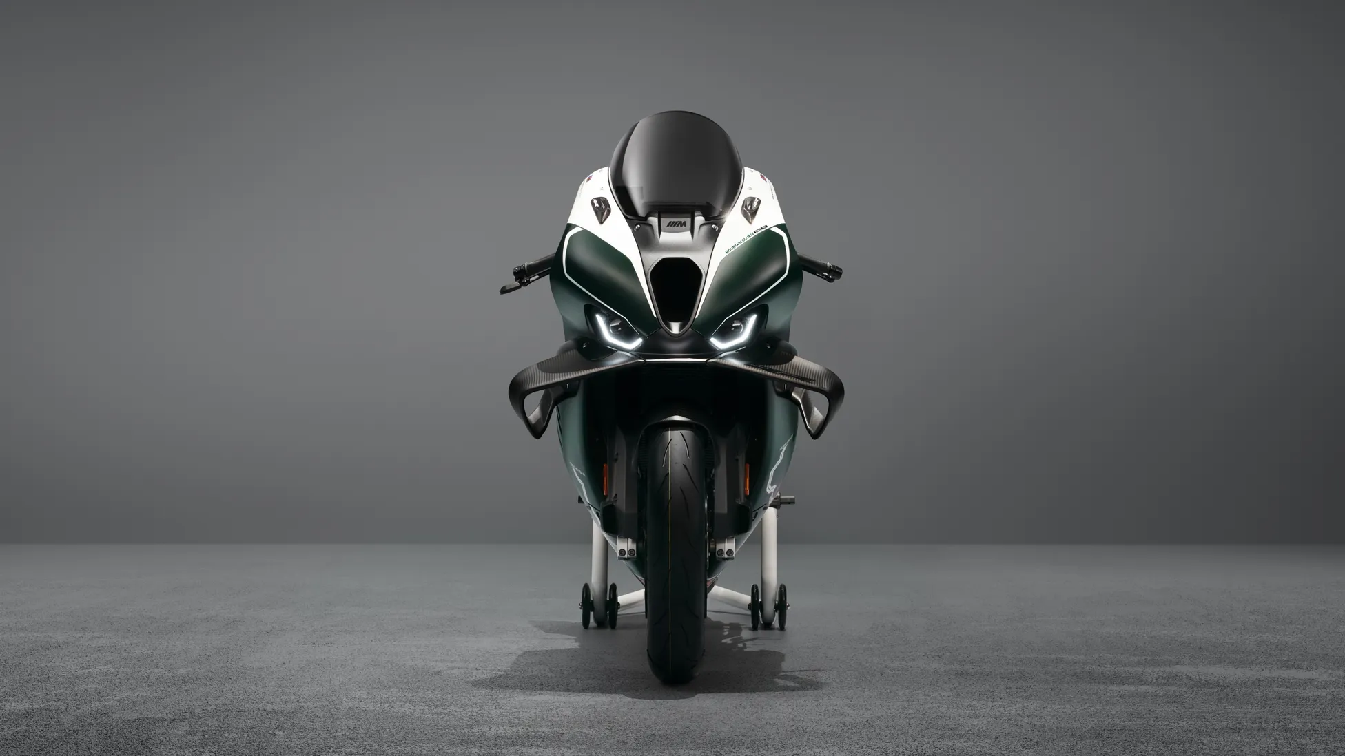 BMW M 1000 RR Isle of Man TT Edition