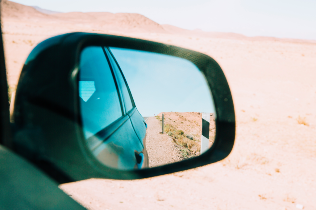 desert-car-mirror