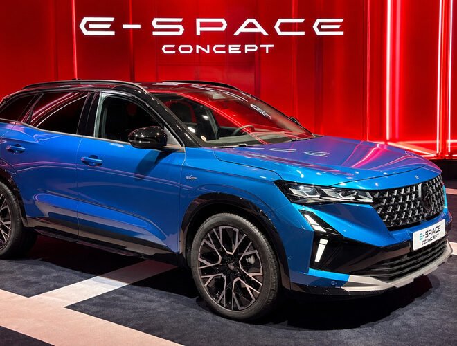 Renault Steals the Spotlight at Paris Motor Show 2026 with 555 HP Renault 5 Turbo 3E and Futuristic E-Space Concept